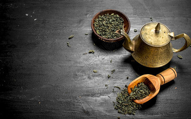 沏上一壺美茶圖片