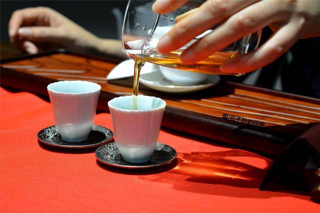 偶遇鼓浪嶼路上超美茶空間，88元享受悠閑午后時(shí)光